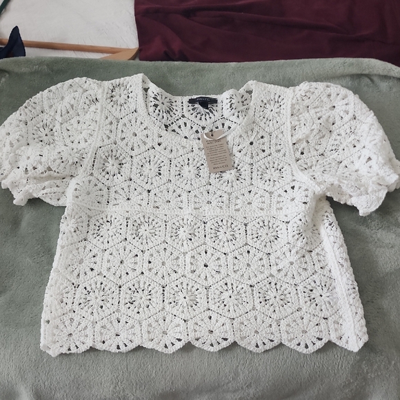 RW&CO. Tops - RW&CO. White Crochet Puff-Sleeve Top